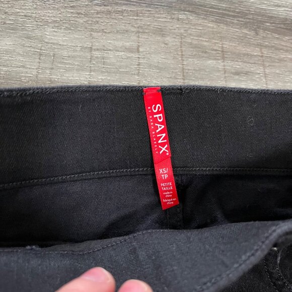 Spanx Mid Rise Denim Ankle Skinny Jeans Clean Black Women’s Size XS - Picture 9 of 11